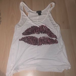 Sparkly pink lips tank top